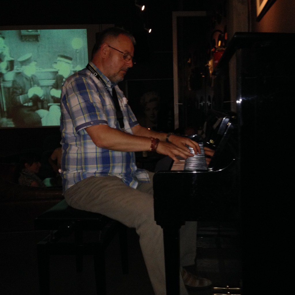 The Vianden meeting was successfully organised by Christian Ries, who also led the social programme (on the piano)